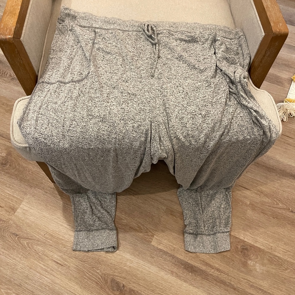 Super soft lounge pant from Old Navy 4x